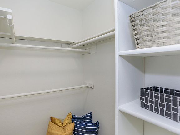 3rd image of 8162 Richmond Ave #2908