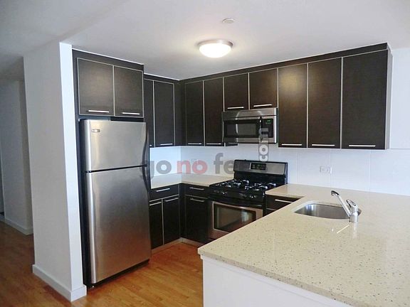 3rd image of 1465 5th Ave APT 3D
