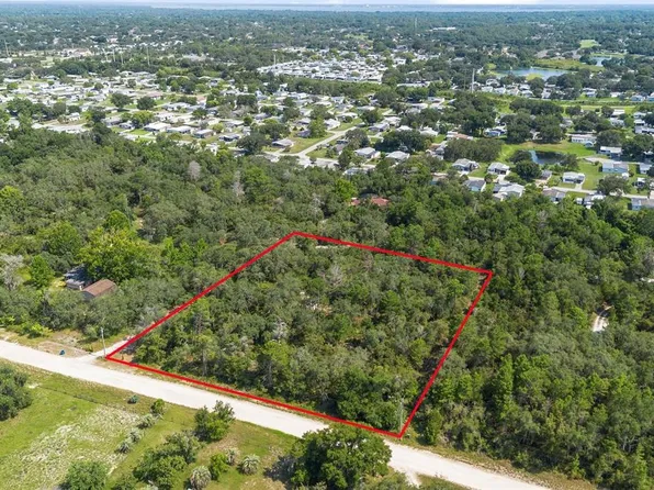 285 Shady Ln #8, Orange City, FL 32763