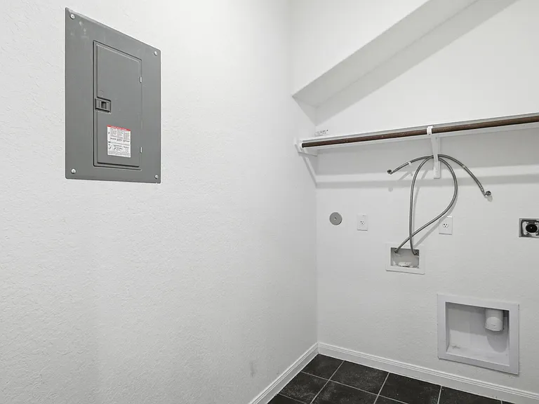 9206 McCoy Pass — Photo 25