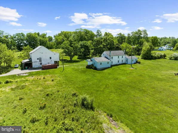 2138 Hill Rd, Perkiomenville, PA 18074