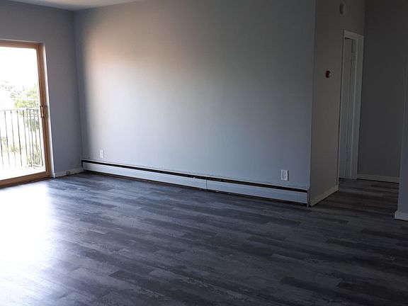 3rd image of 185 Durand St #4a4fcd4aa