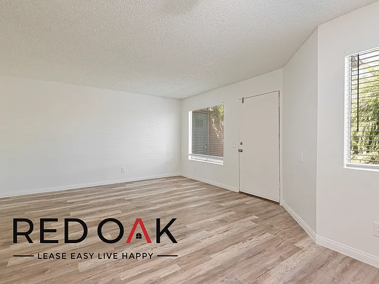1215 D St #D101 — Photo 4