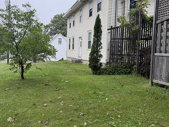 3rd image of 58 High St