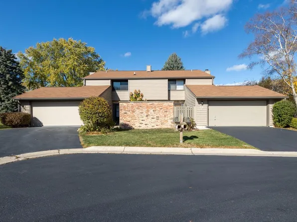 11015 North Elder Tree COURT, Mequon, WI 53092