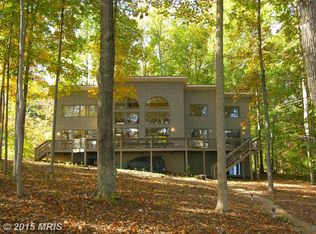 218 Tara Woods Dr, Bumpass, VA