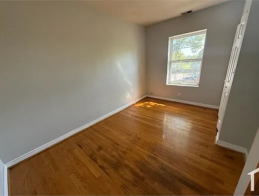 740 E 68th St #3E — Photo 9