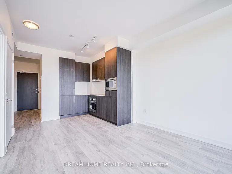 7 Golden Lion Hts #N1602 — Photo 16