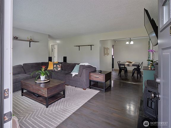 5th image of 11306 NE 54th Avenue