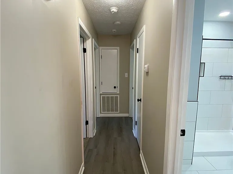 1701 Carter Baron Pl — Photo 11