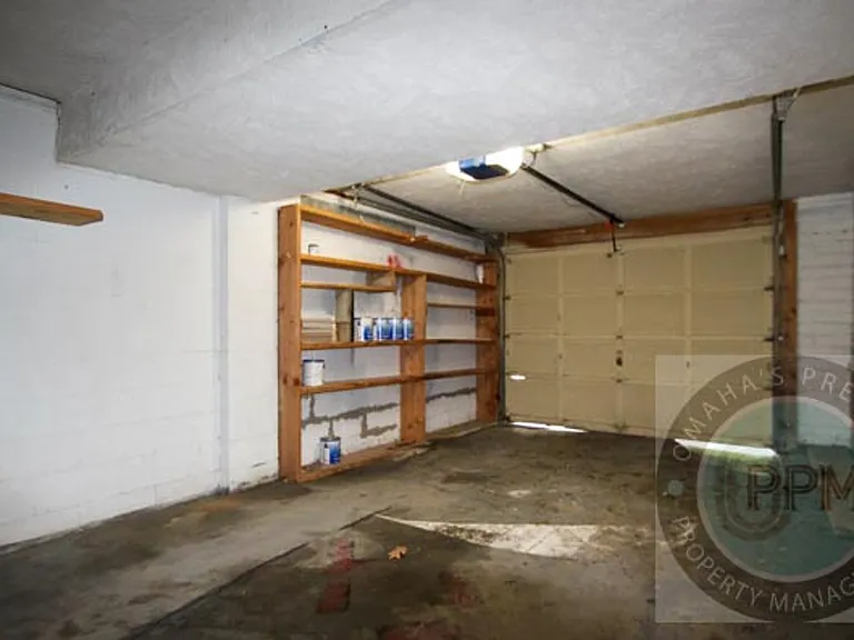 8803 S 143rd St — Photo 17