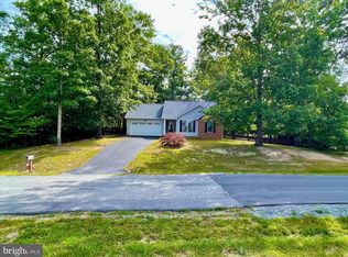 263 Executive Way, Hedgesville, WV 25427