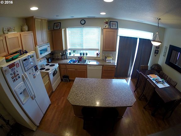 5th image of 5368 NE 83rd Pl