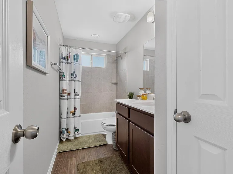 132 Wapiti Rd — Photo 17