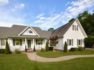 2600 Windcrest Dr, Mount Vernon, IL 62864