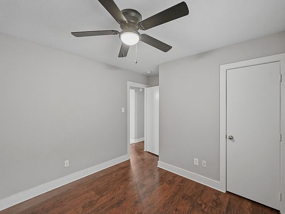 3rd image of 20967 Young Meadows Way