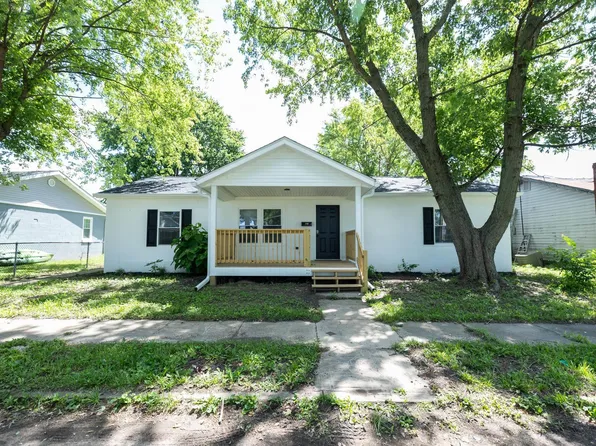 8694 S Vine St, Straughn, IN 47387
