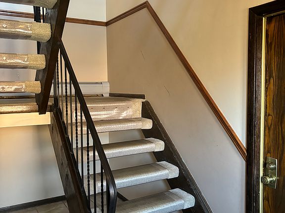 2nd image of 15813 Terrace Dr APT 1AR