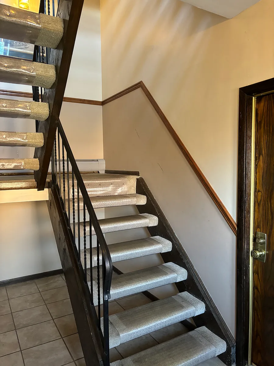 Building Photo - 15813 Terrace Dr #1AR