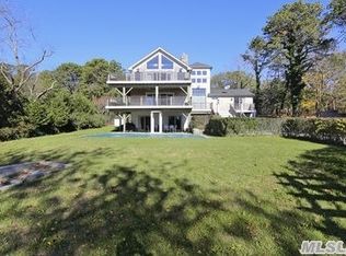 7 Oceanview Rd, Hampton Bays, NY 11946