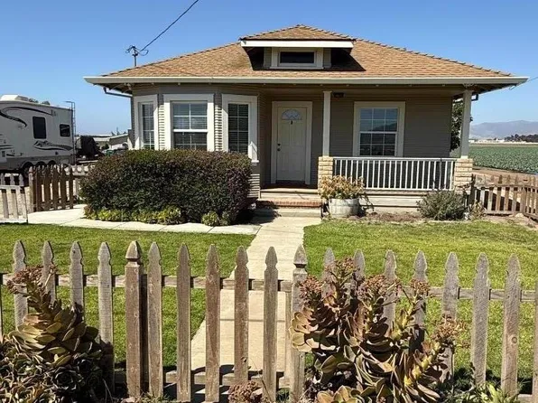 123 Hunter Ln, Salinas, CA 93908