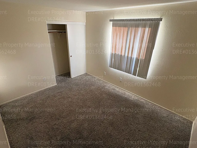 524 Sunset Meadow Ln — Photo 25