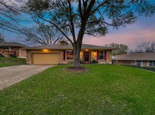 9151 Bretshire Dr, Dallas, TX 75228