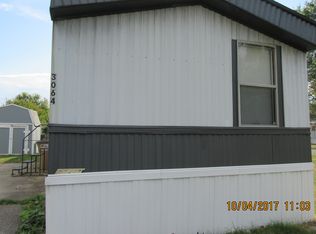 3064 Scotland Dr, Columbus, IN 47203