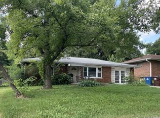 600 Sitze Dr, East Alton, IL 62024