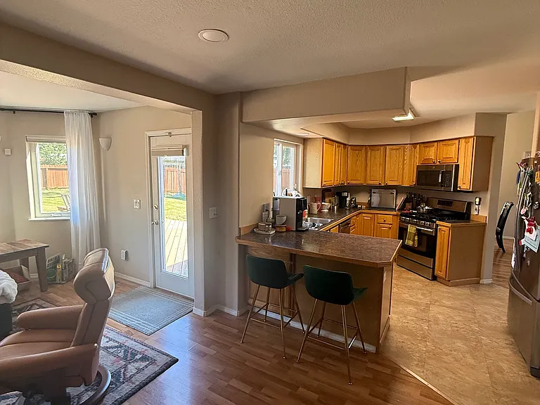 2431 Trisha Ave — Photo 10
