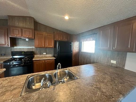 3rd image of 764 Wilson Dr #615