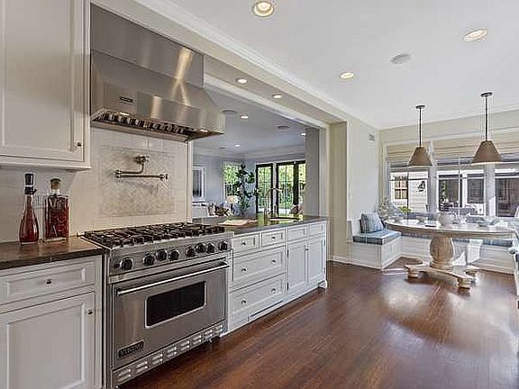 5th image of 542 Tahquitz Pl