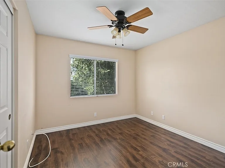 9 Acorn Rdg — Photo 34