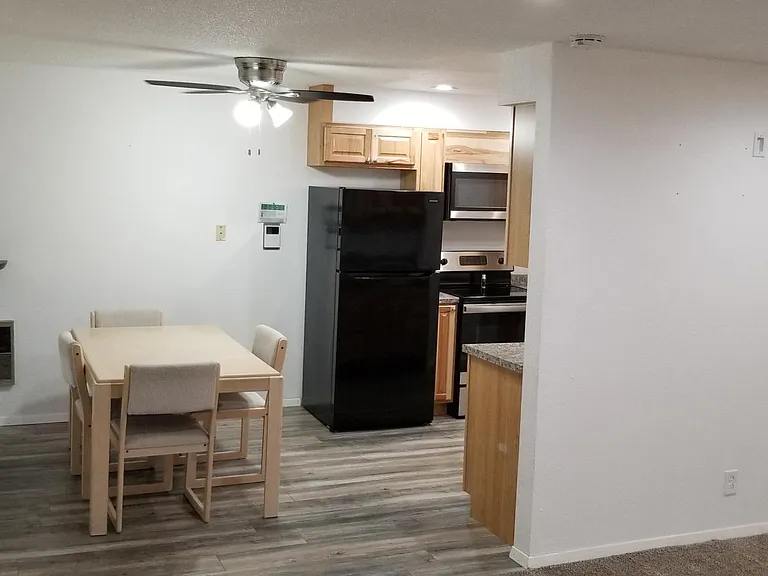 3121 W Hood Ave #G205 — Photo 3