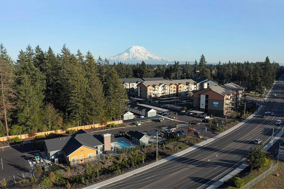Building Photo - Wellstone