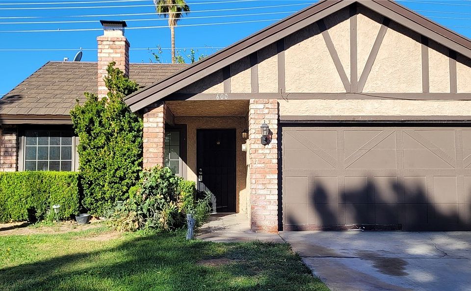 1st image of 600 Buttonwood Ln