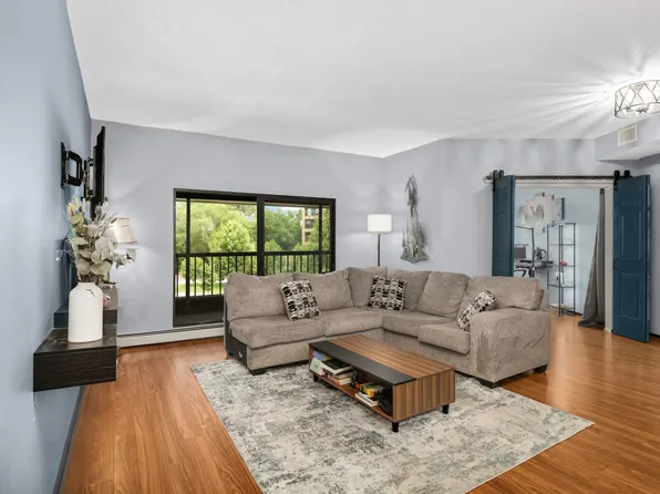 2265 Youngman Ave APT 207E, Saint Paul, MN 55116