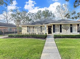 3622 Drummond St, Houston, TX 77025