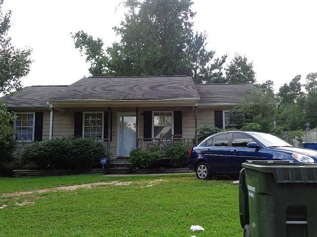 1st image of 204 Kaitlin Dr
