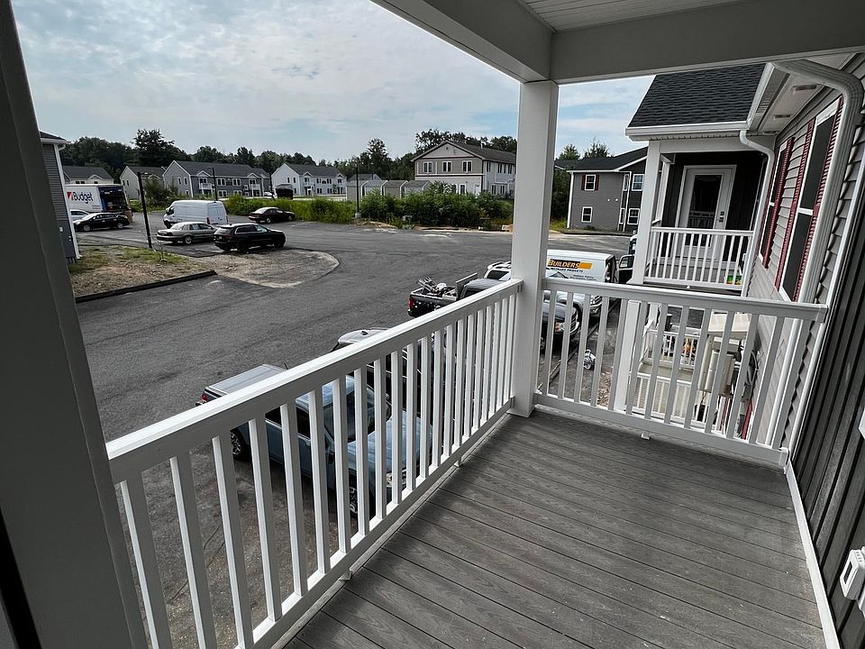 24 Patriots Ln Sanford ME Zillow