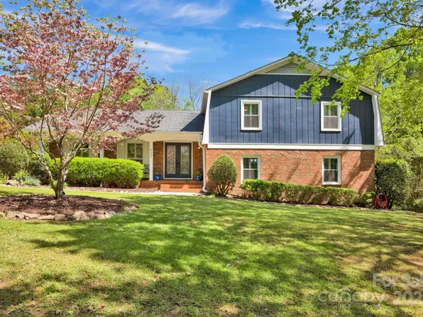 4937 Broken Saddle Ln, Charlotte, NC 28226