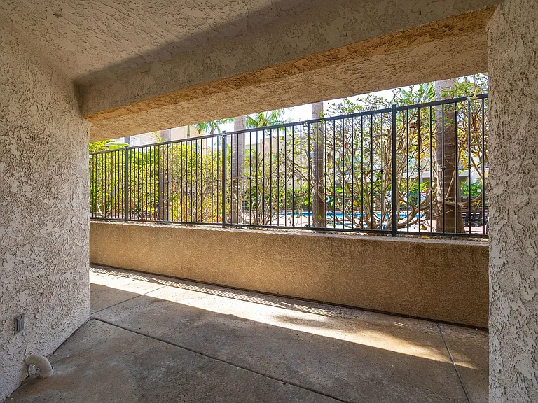 5252 Orange Ave #613 — Photo 12