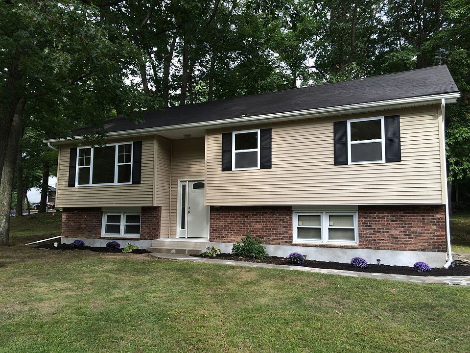 1st image of 66 Rockwood Drive