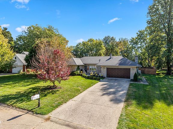 2nd image of 235 Daffon Dr