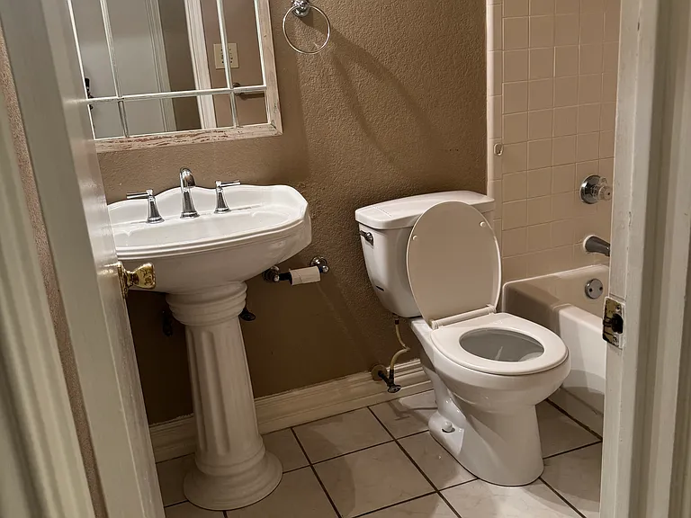4141 Stinwick Ln — Photo 10