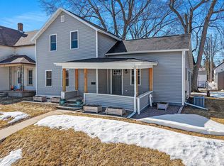 109 W 4th St, Kaukauna, WI 54130
