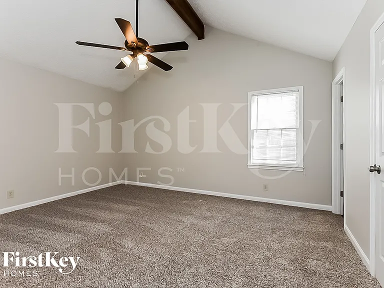 5029 Shelley Ct — Photo 9