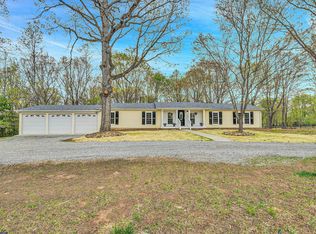 2590 Poteet Rd, Hardy, VA 24101