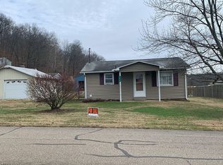 390 Haven St, Duncan Falls, OH 43734