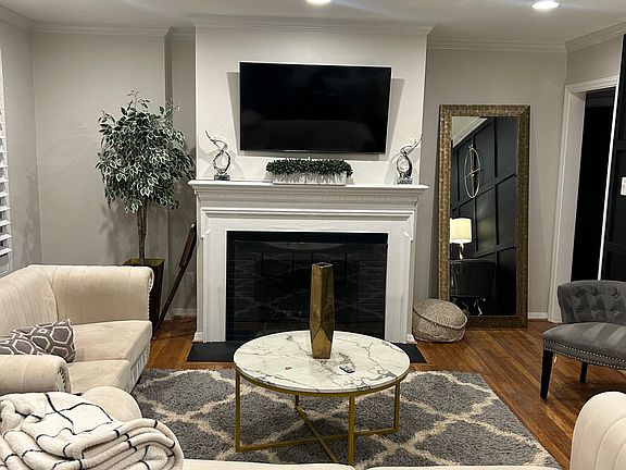 4th image of 3001 Homewood Pkwy